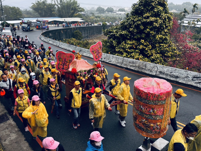 祈福 賜財 新社九庄媽合遊庄遶境 祈求風調雨順、歲稔年豐