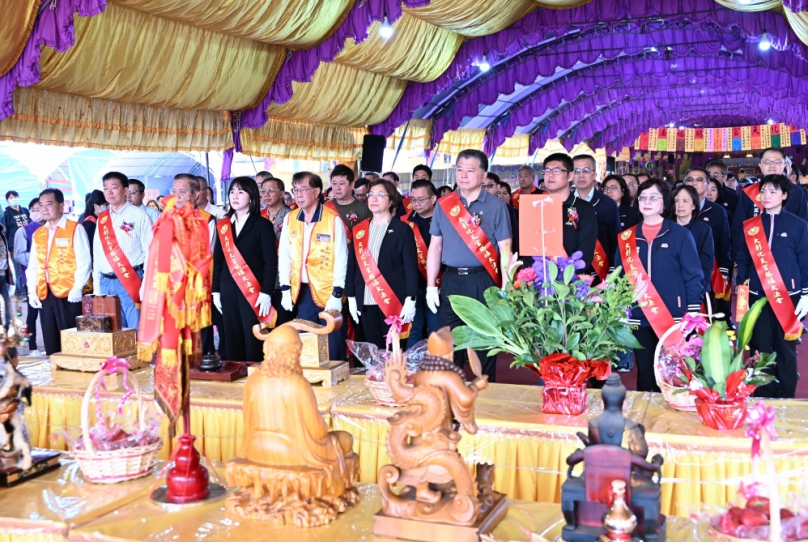 ﹁天官賜福陰陽兩利大法會﹂彰化登場。(照片縣府提供)