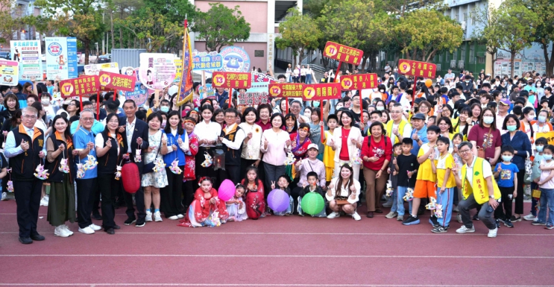 雲林北港萬年聖火引領千人踩街 駿馬呈祥慶元宵!
