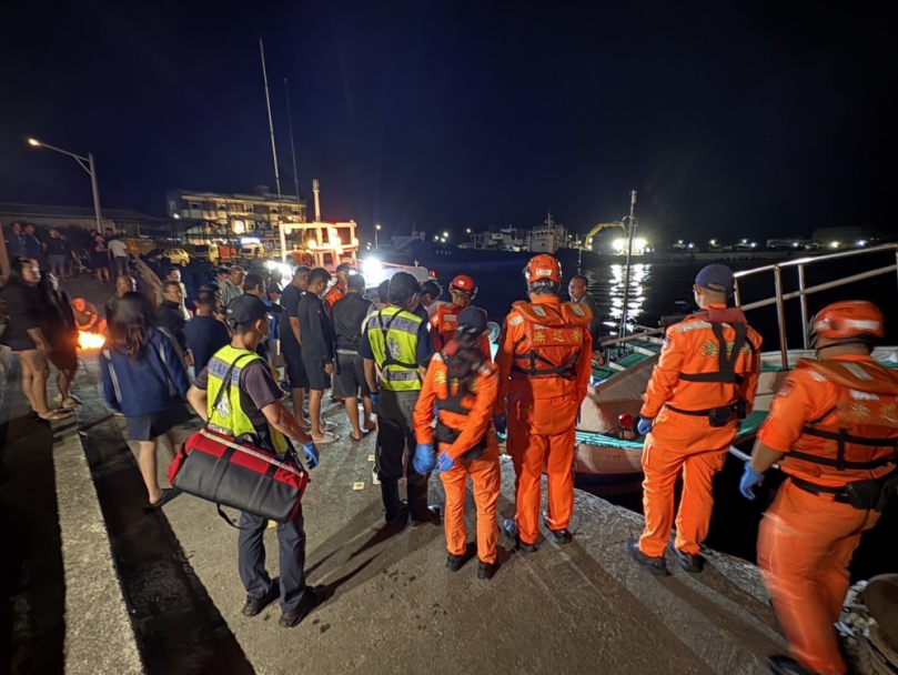 捕龍蝦溺斃|海巡綠島火雞岩岸際尋獲大體,當地人才21歲!