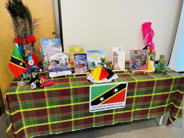 聖克里斯多福及尼維斯贈書台南市圖 以閱讀為橋梁深化兩地文化交流