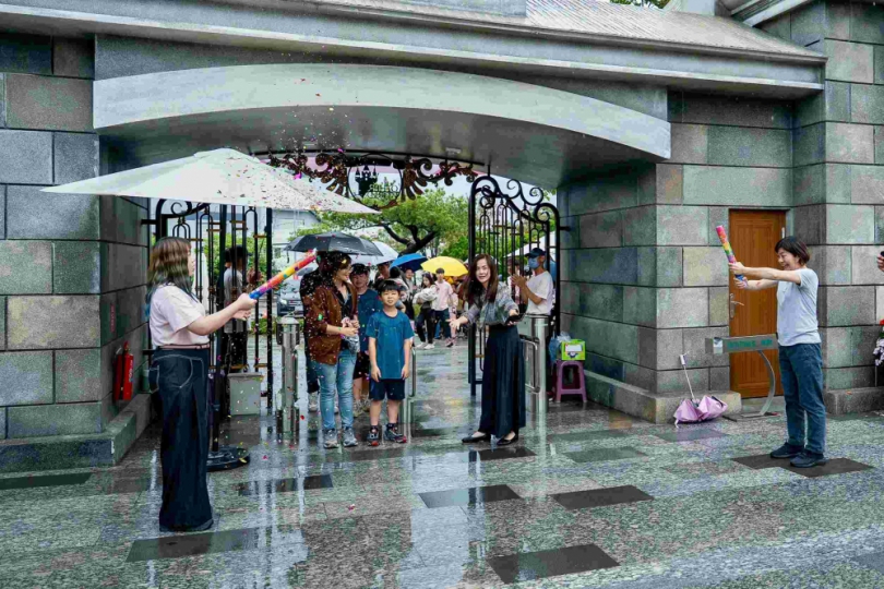 開幕甫八個月 台版迪士尼歐樂沃築夢城堡迎來第100萬遊客 桃園幸運兒享一家三代一年免費入園