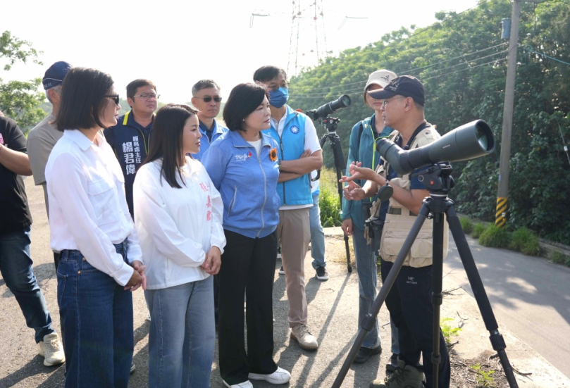 雲林首度記錄瀕危「東方白鸛」在台灣野外成功繁殖 濁水溪從揚塵河川蛻變生態廊道〜