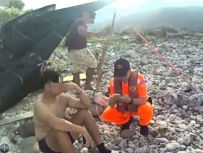 非法魚槍射魚|小港海巡查獲法辦
