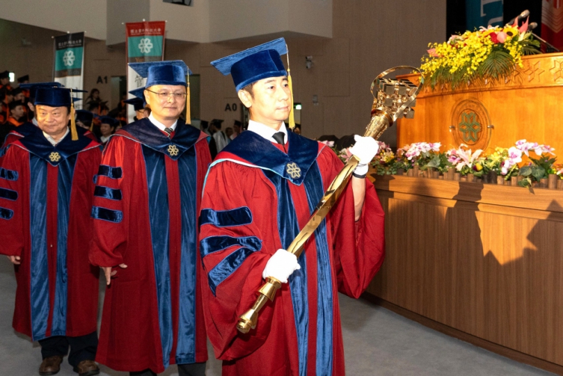 國立雲林科技大學115級畢業典禮 校長張傳育期許畢業生勇敢追夢、發揮所長 在未來職涯中發光發熱!