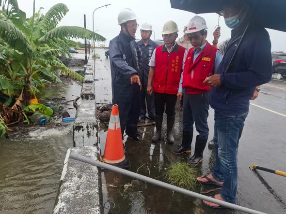高雄市副市長林欽榮視察林園區豪雨防汛整備及防災應變