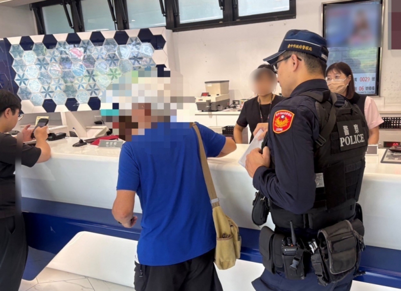 男子掉入詐騙話術陷阱中    立人警成功保住五十萬元