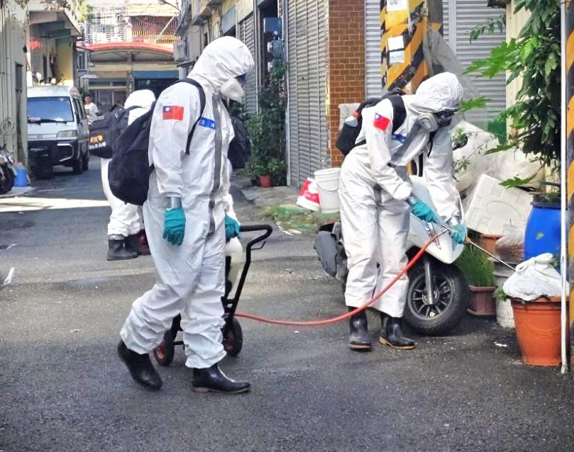 八軍團助環境清消防堵病媒蚊孳生