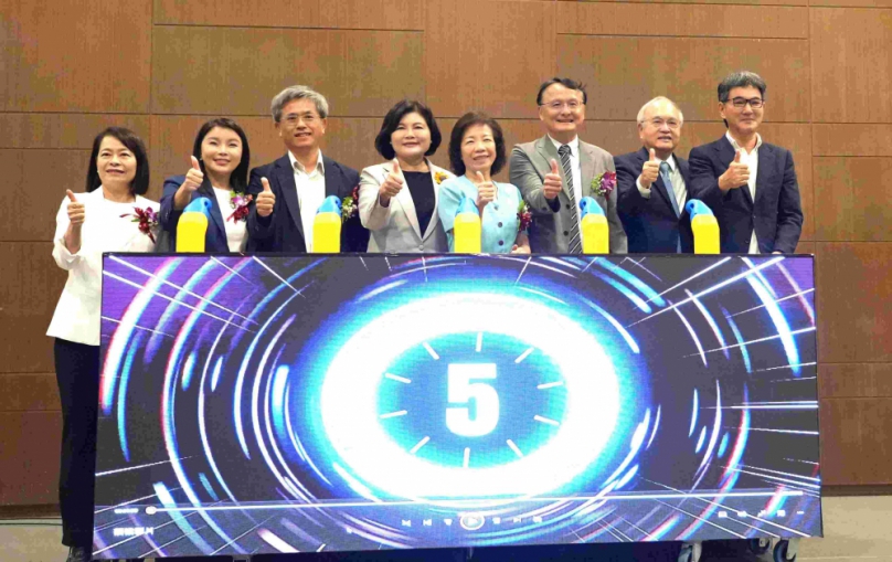 雲科大智慧電動車電控系統區域產業人才培育基地揭牌 串聯中部產業聚落 打造車用電控與智慧座艙實作基地！