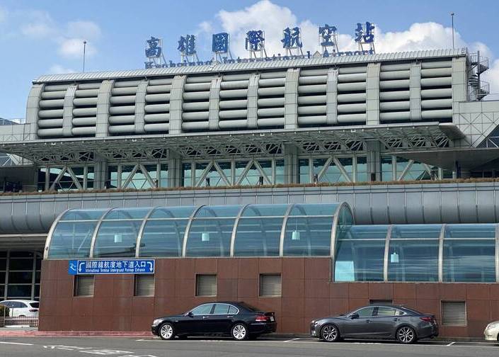 高雄機場開放多元計程車載客
