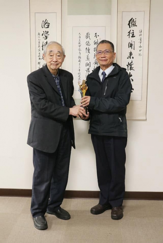 黃仁勳「台灣救了美國半導體科技與電腦產業」高哲翰專文