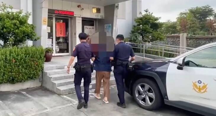 婦人高雄長庚醫院揮刀警方依法送辦