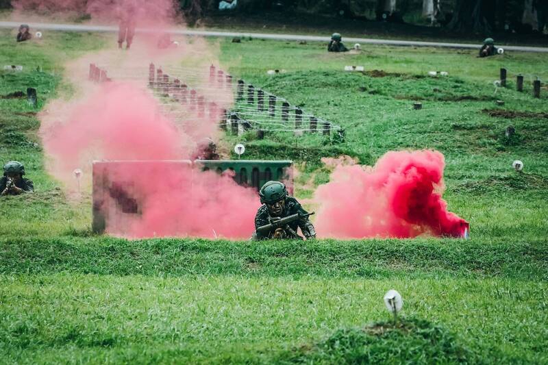 三軍九校院聯合入伍訓模擬作戰強化國軍戰力