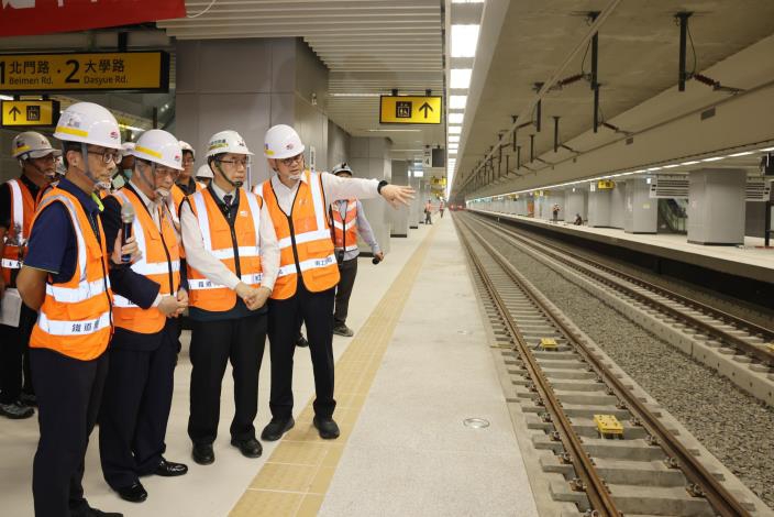 黃偉哲視察台南鐵路地下化工程 9月正式揭牌、下地通車進入倒數階段