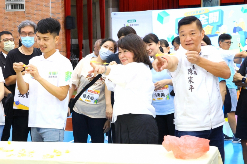 嘉義市「肌力全開運動會」 六大關卡「肌」戰體能 活力滿載!