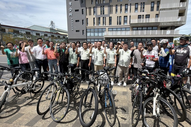 12小時單車走訪18里誓師 呂慧瑜登記參選太保市長 宣示「勇敢承擔、改變太保」