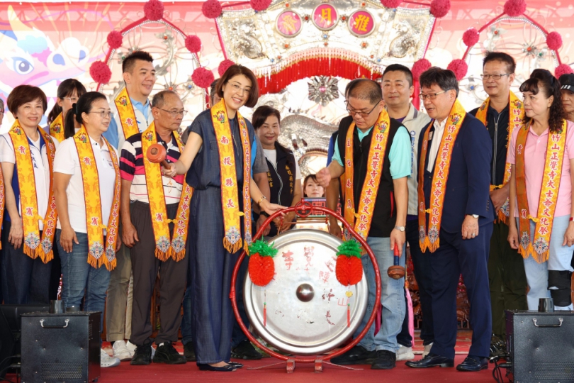 竹山大士爺文化祭熱鬧登場 許縣長開鑼祈福(圖1縣府提供)