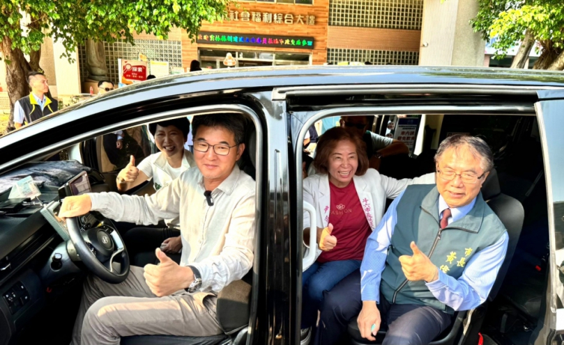 雲林縣長候選人劉建國請益台南市長黃偉哲 將推動「新雲林真好行」!