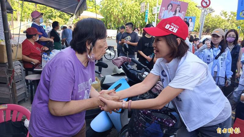 鄭麗文、柯志恩同台是否擔心「投柯就是投鄭」柯志恩不擔心被貼標籤