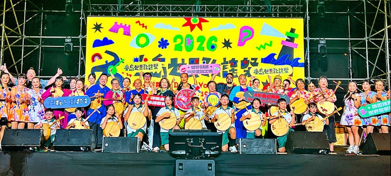 半島世界歌謠祭人潮擠爆屏東恆春西門廣場