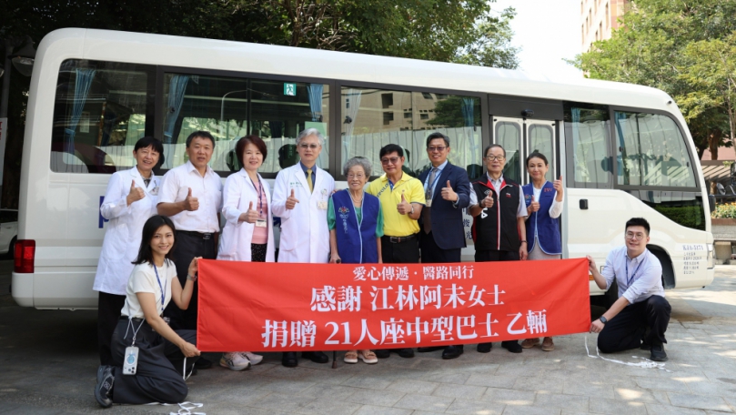 中榮志工22年 96歲江林阿未捐中巴送愛