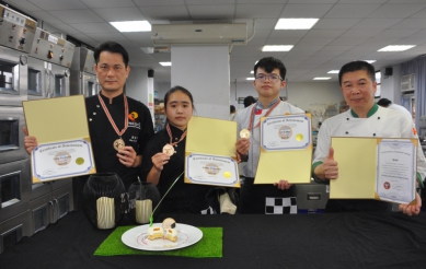 ﹁2021年加拿大國際餐飲大賽，中州餐廚系師生獲三金。（照片中州提供）