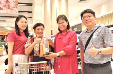 雲林縣拓展優質蔬果海外市場 副縣長謝淑亞率團參訪馬來西亞物流商及超市通路 擴大外銷市場及商機〜