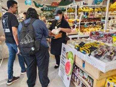 高雄水果首度進軍馬來西亞頂級超市力拚整體外銷成長3成