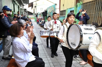 嘉義市建設路上你我+1作伙拚！污水一期1萬5000戶達標 後巷美化融合林業歷史文化翻轉成社區亮點〜