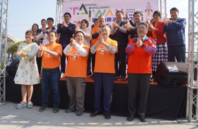 「國境之南--迎曦科學列車」,南台灣啟程。(照片大葉提供)