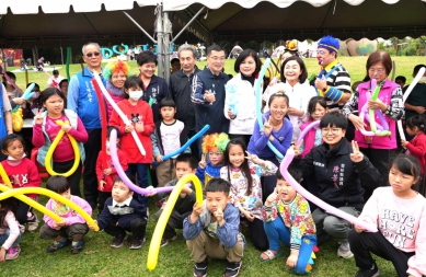 「雲林童樂會」為歡樂兒童節拉開序幕 縣長張麗善：讓雲林變成大型樂園伴孩子快樂成長〜