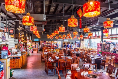 清明連假｜返鄉掃墓家族聚會，櫻田野養生休閒農莊，場地寬敞最適合，餐廳最大容納２５０人，包括：合菜２0桌、個人火鍋５０人。