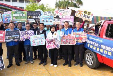 清明節連假首日 雲林縣長張麗善視察各鄉鎮公墓便民服務 叮嚀民眾做好「防火、防騙打詐」兩要事！