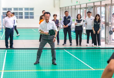 嘉義縣立田徑場室內空間暨游泳池 委外經營全新開幕 提高場館使用率 吸引更多鄉親入館運動〜