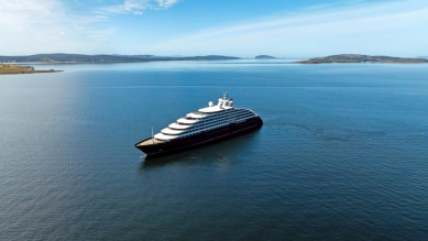 0403大地震後首艘國際郵輪訪花｜星凝天蝕2號，4/17日帶領高端國際客停泊花蓮港。