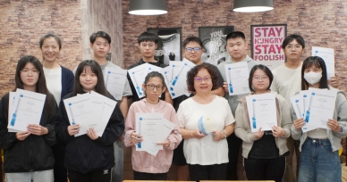 大葉企管系學生考照，1年破百。（照片大葉提供）