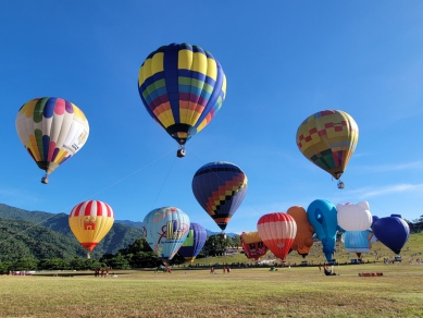 2025年臺灣國際熱氣球嘉年華｜聲稱只要留下個人LINE ID，即可獲得「優先升空資格」，臺東縣警察局：這是詐騙！