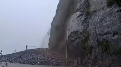 泥流瀑布驚魂｜生命如螻蟻，蘇花路廊返鄉像逃難，土石流、落石崩潰，天昏地暗、人間煉獄，花蓮人再度被遺忘！
