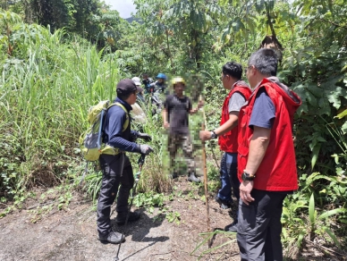 獨攀加拿山｜47歲男子失聯，下肢多處挫傷，臺東縣警消合力搜救成功救援！