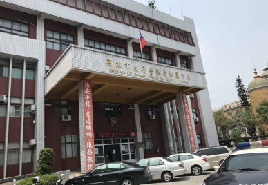 母在家摔倒受傷兒5天未送醫致死檢警依殺人罪法辦聲押獲准