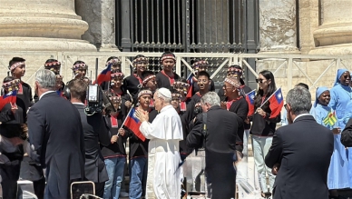 天籟之聲飄揚世界 台灣原聲童聲合唱團歐洲巡演 獲朝聖群眾熱烈回響及教宗接見
