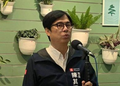 高雄藍營要求開罰興達電廠燃煤發電