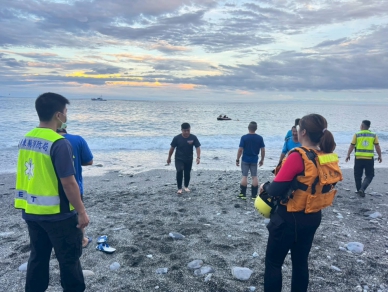 《你們在哪裡？》聲聲呼喚｜6歲男童溺水、釣客奮勇下海搶救，太麻里溪出海口，雙雙滅頂失蹤，歷時6天迄今仍未尋獲！