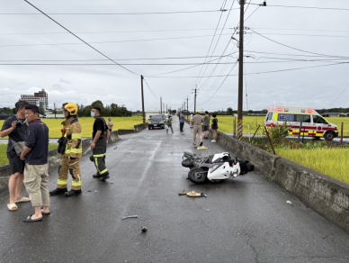 巷口車禍｜77歲翁駕小貨車、34歲婦騎機車，臺東市中華路碰撞，騎士傷重不治！