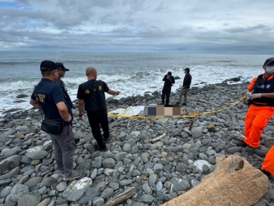 鹽寮發現女性大體｜採取指紋後已查明身分，通知家屬善後處理。