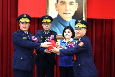 雲林縣警察局卸任李建民、新任黃富村局長交接典禮 縣長張麗善期勉持續精進 守護鄉親安全！