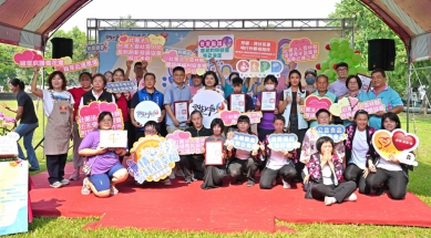 雲林縣政府舉辦「濃情中秋 雲林優幸福」展售會 行銷身心障礙團體及庇護工場中秋伴手禮 送禮兼做公益兩相宜〜