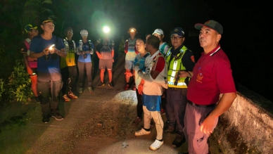 8名登山客中央山脈菩安號誌站山區失聯驚魂｜大武警消通力合作平安尋獲