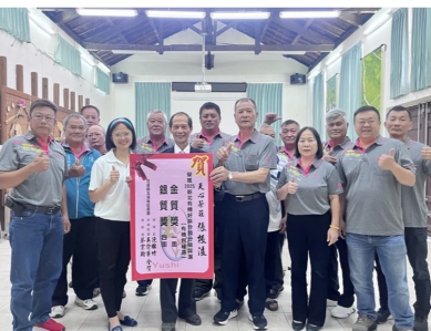 赤科山有金針花海也有茶園｜玉溪地區農會推薦天心茶園等多家得獎好茶。