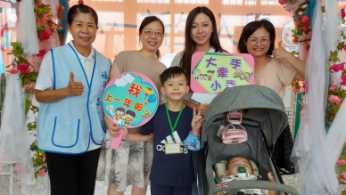 開學日，福德國小熱情迎接小一新生。（照片福德提供）